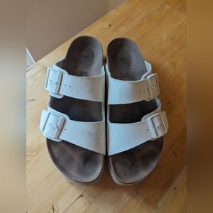 Platform White Burkenstocks